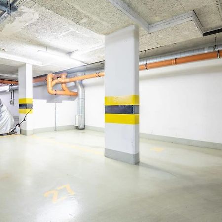 Homey Apartment With Ac And Balcony Budapest Luaran gambar